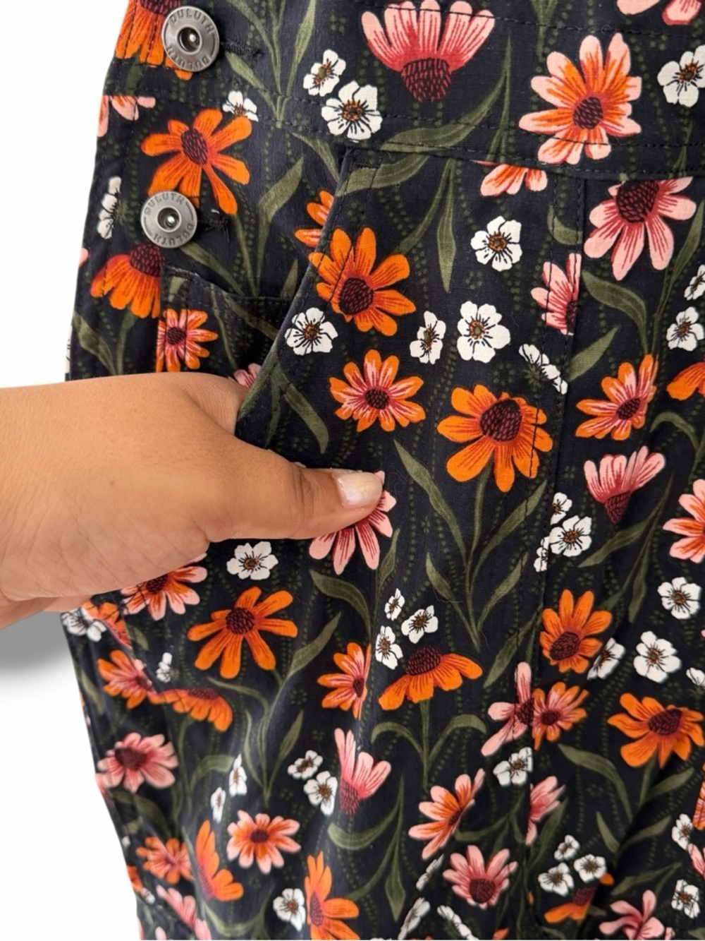 NWT Duluth Black Coneflowers Heirloom Gardening Bib Farm Overalls Ripstop Medium - Picture 6 of 16